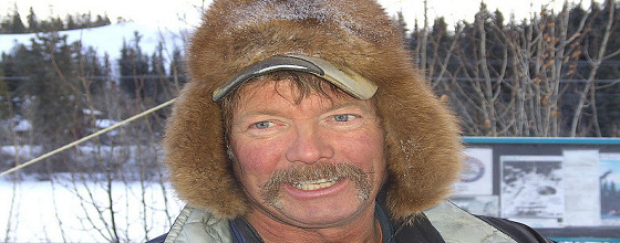 1ter Yukon Quest Gewinner Sonny Lindner (c) Copyright Sui Kings