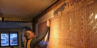 Doug Swingley meldet sich für das Yukon Quest 2003 an Yukon Quest (c) YQ / C. Thies